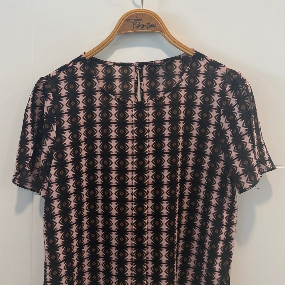 J. Crew black label Pink and Black Geometric Print shirt size 6 - Picture 3 of 7